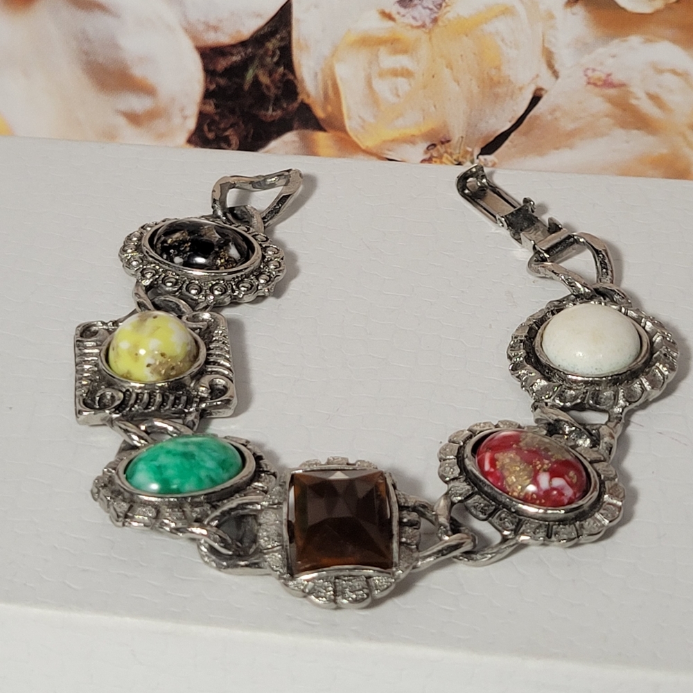 RENAISSANCE REVIVAL BRACELET, CABOCHON
